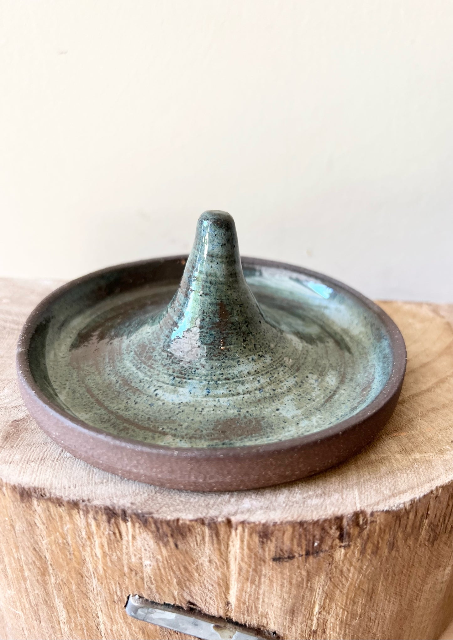 Blue/Green Ring Holder