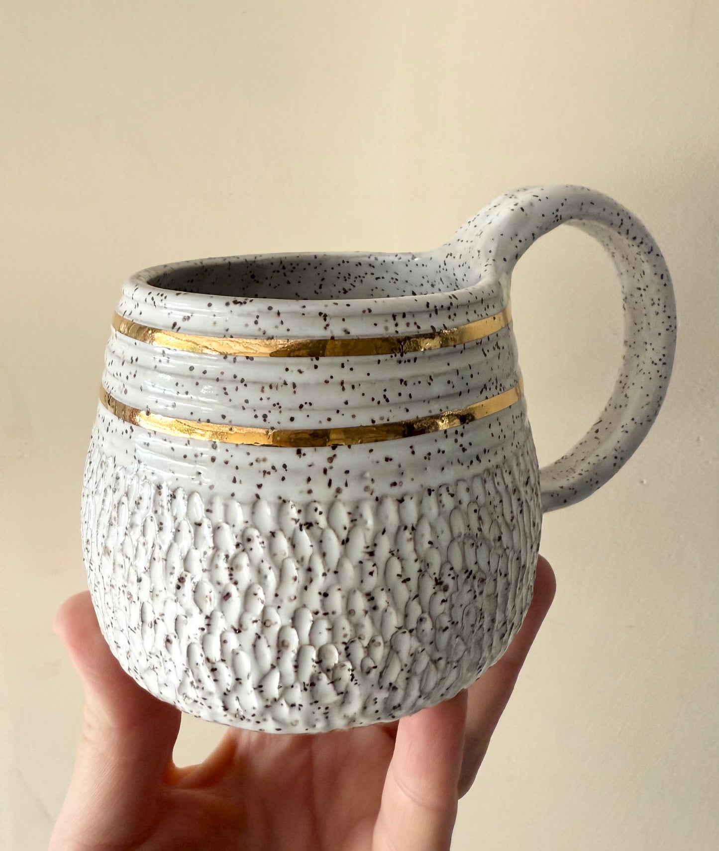 White Gold Half Carved Mug