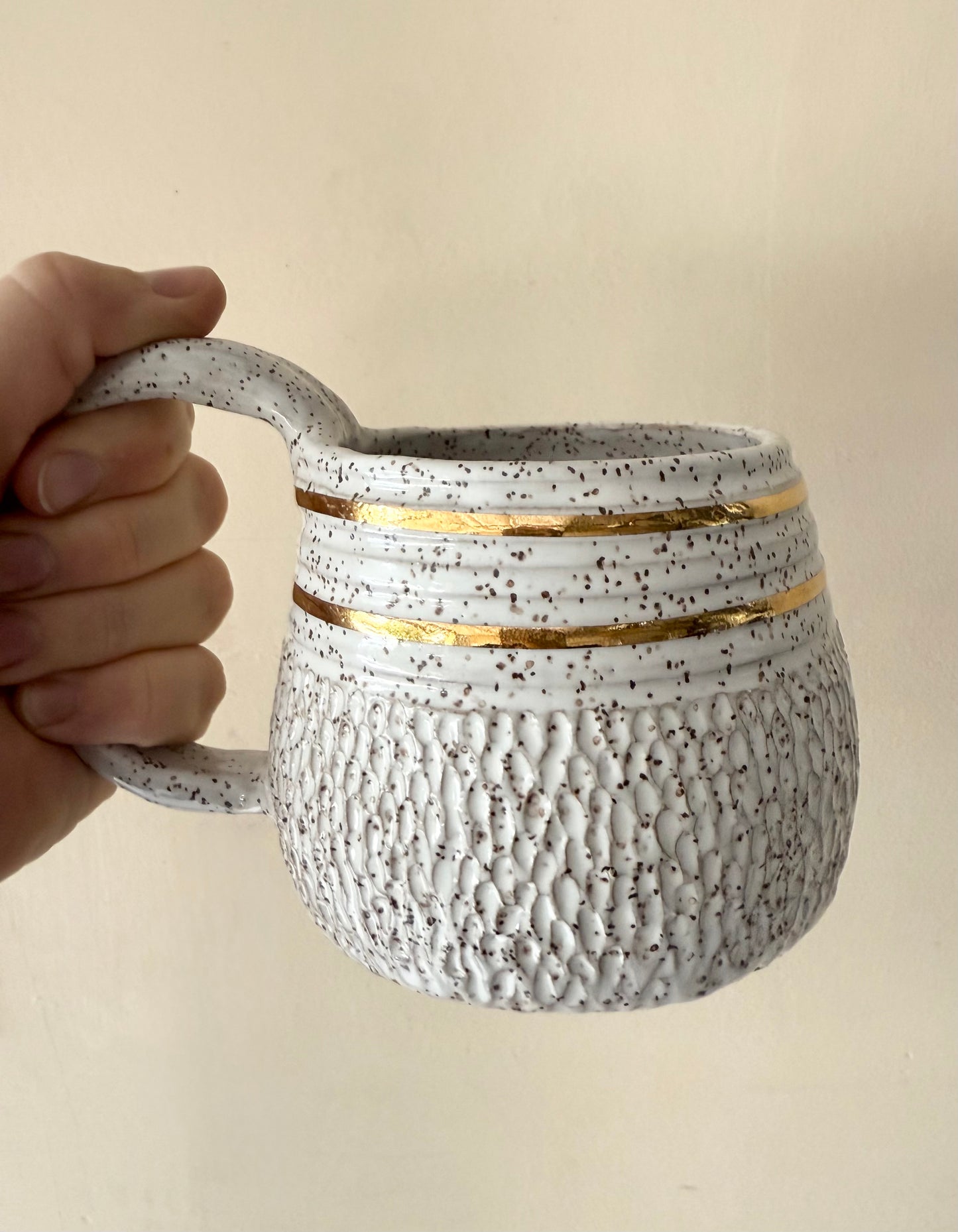 White Gold Half Carved Mug
