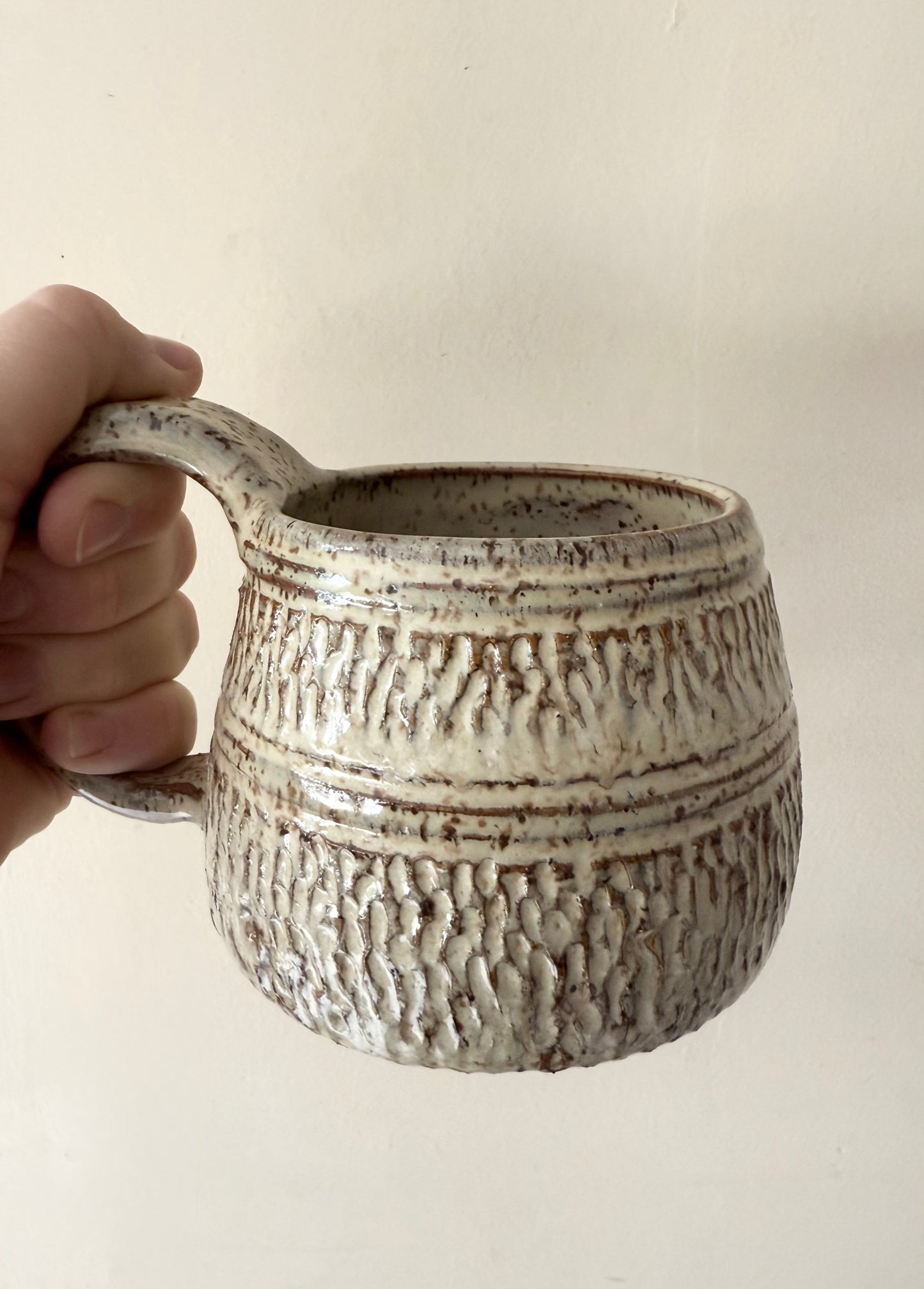 Oak Classic Carved Mug