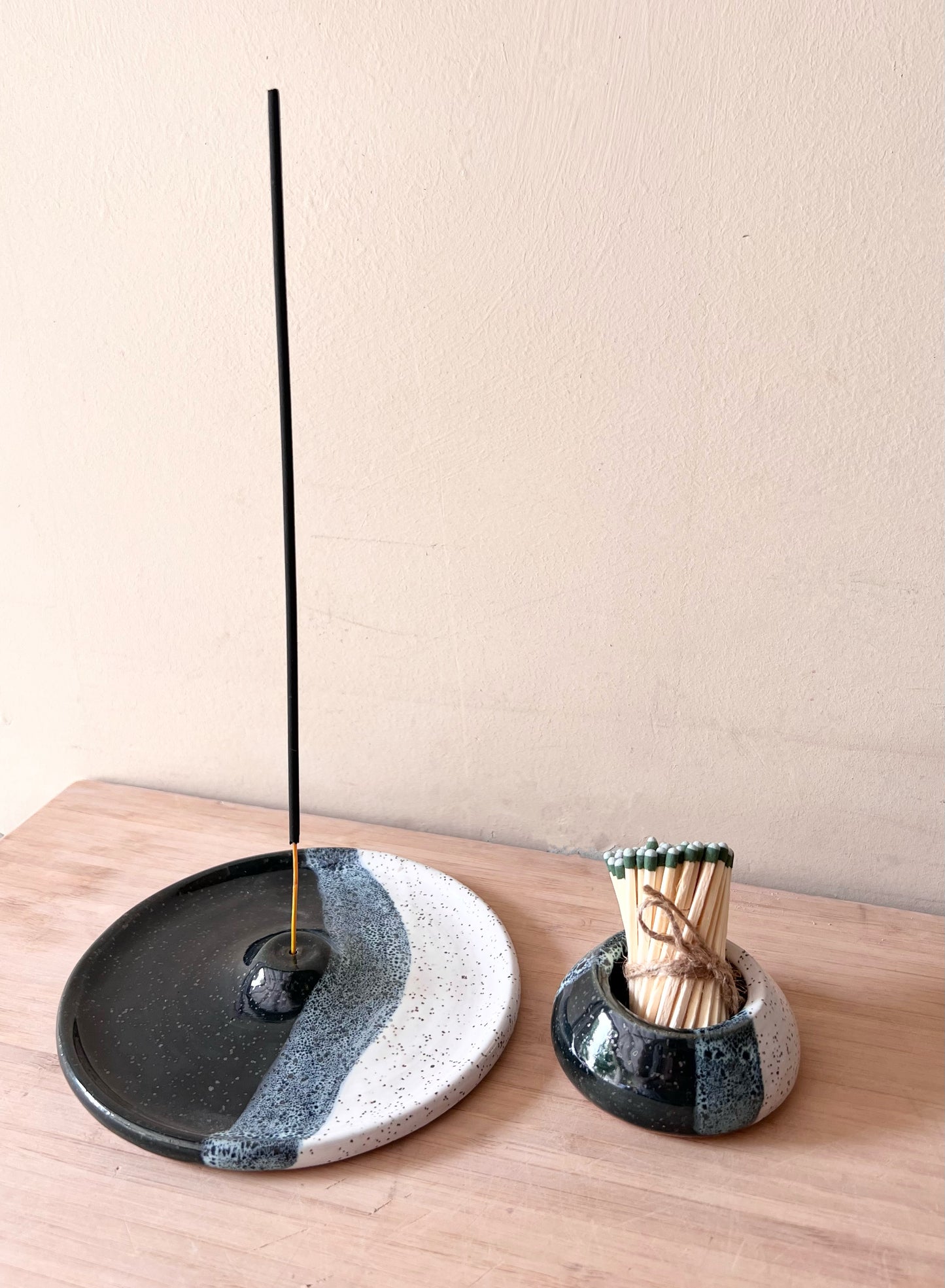 Wave Incense Holder