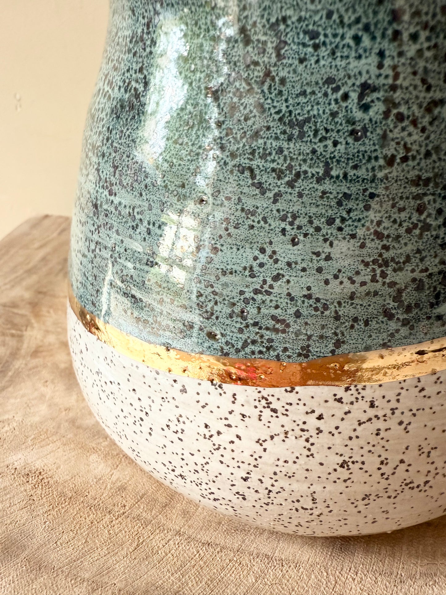 Speckled Moss Gold Vase